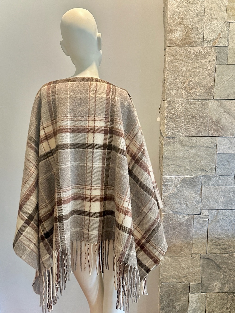 PENDLETON Knockabouts Heritage Tartan Wool Plaid Poncho Convertible Blanket vtg - Picture 7 of 15